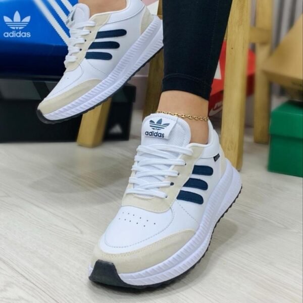 Tenis Adidas tres rayas dama